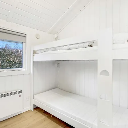 3 Bedroom Awesome In V Дом отдыха