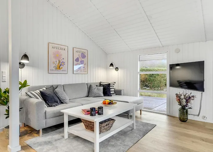 Сasa de vacaciones 3 Bedroom Awesome In V Esbjerg