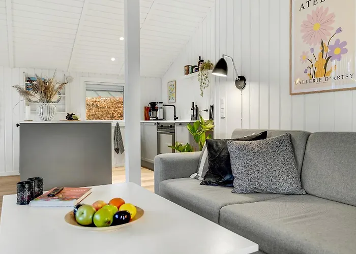 3 Bedroom Awesome In V